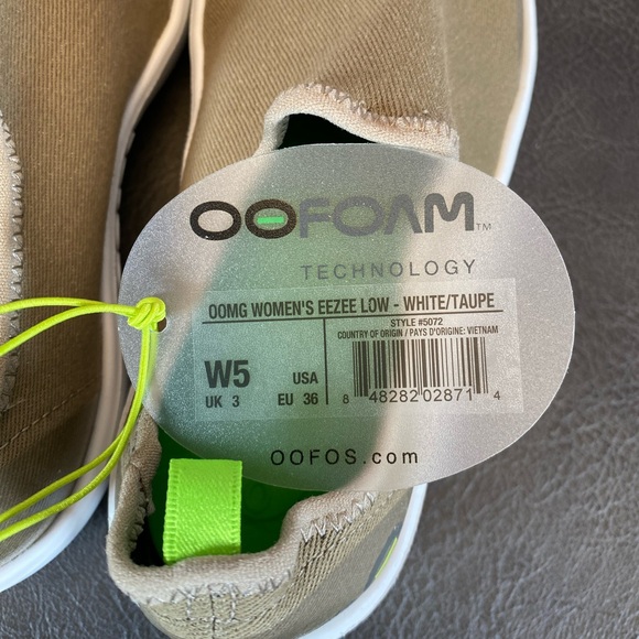 OOFOS OOmg EEzee Low Recovery Shoes Women's 5 - Picture 4 of 8